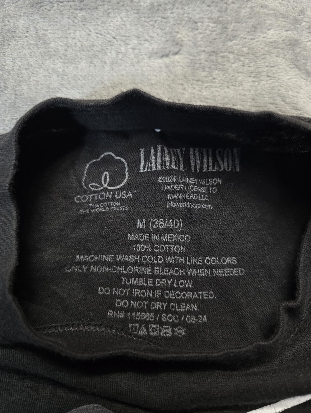 Lainey Wilson Gold Signature Concert T Shirt Size Medium Tour Black